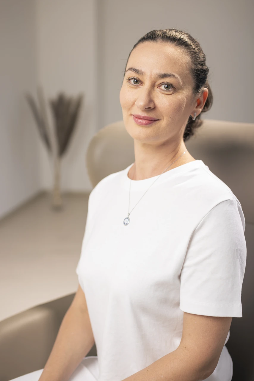 Dr. Yuliia Borkhalenko, PhD